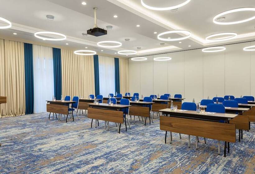 Hotel Courtyard By Marriott Tashkent