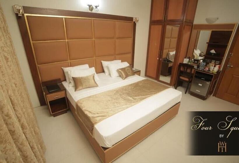 هتل Four Square By Wi