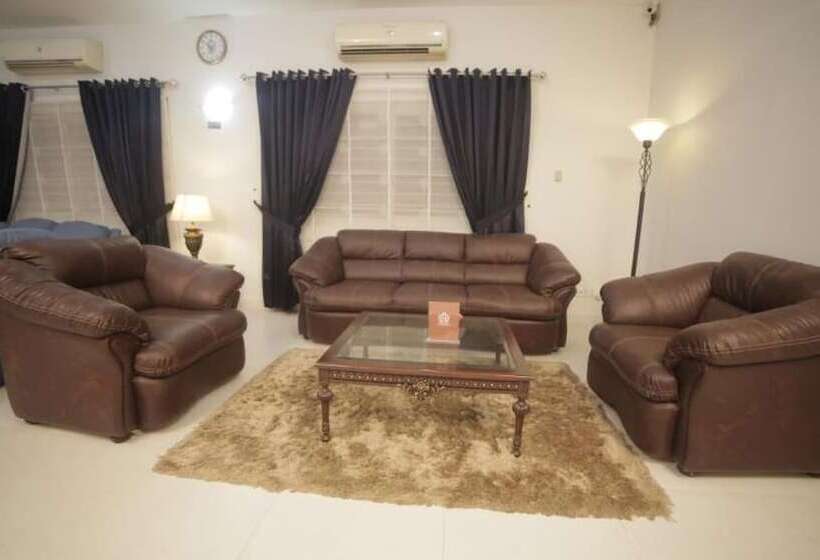 هتل Four Square By Wi