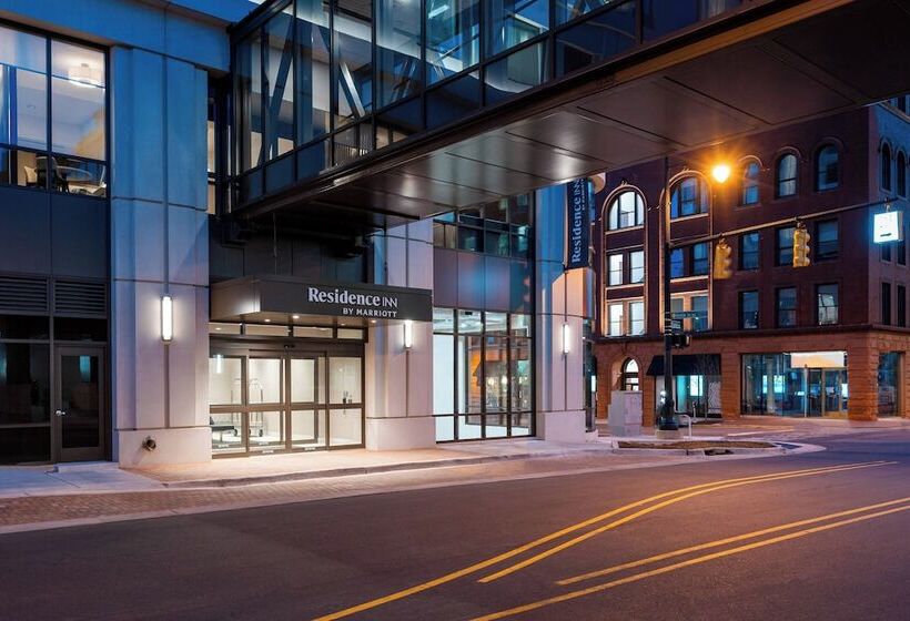 فندق Residence Inn By Marriott Grand Rapids Downtown