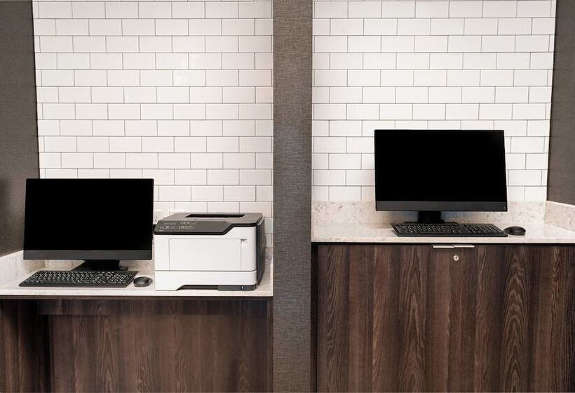 فندق Residence Inn By Marriott Grand Rapids Downtown