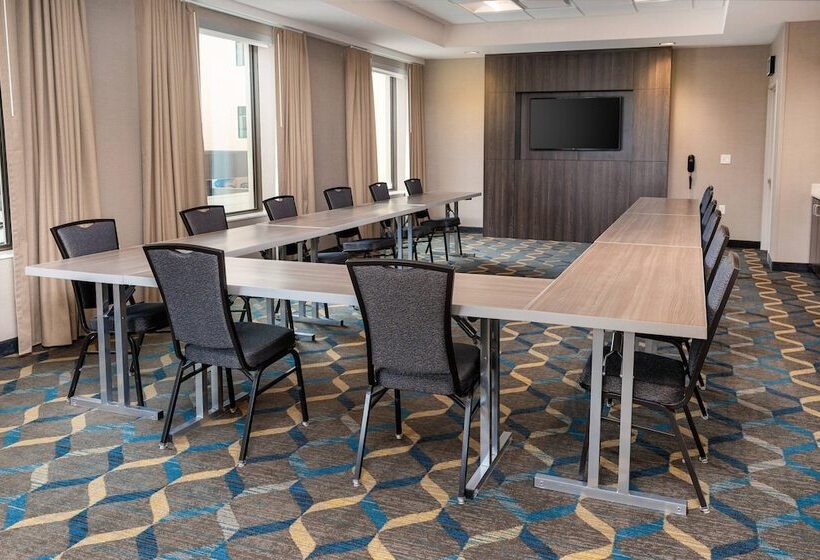 فندق Residence Inn By Marriott Grand Rapids Downtown