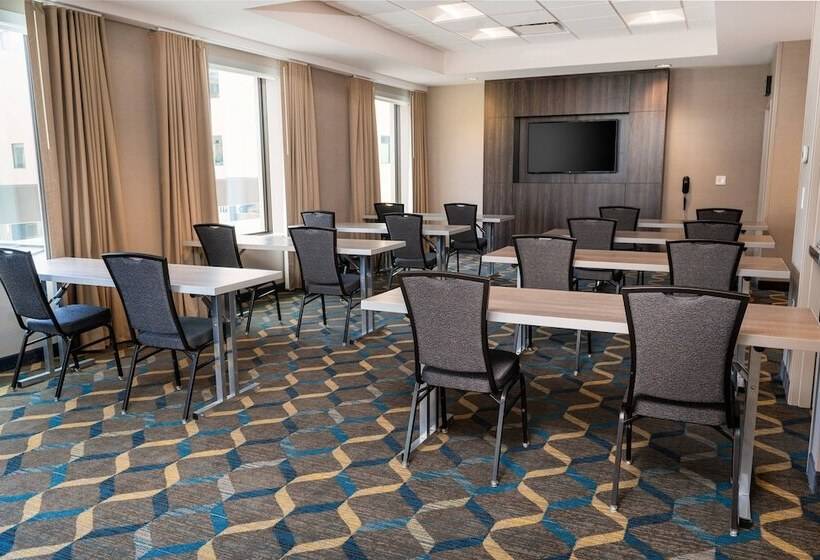 فندق Residence Inn By Marriott Grand Rapids Downtown