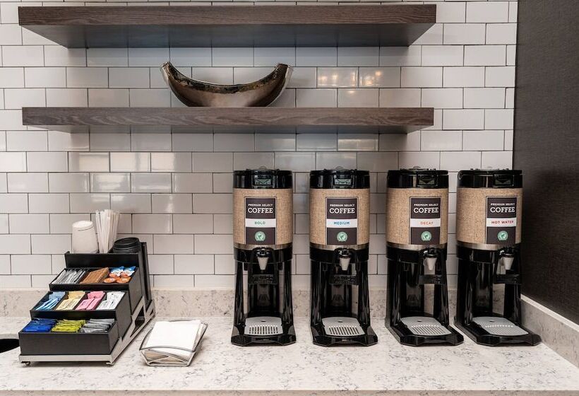 فندق Residence Inn By Marriott Grand Rapids Downtown