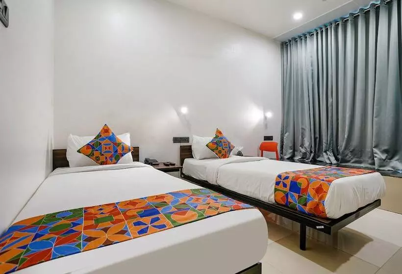 Fabhotel Lotus I