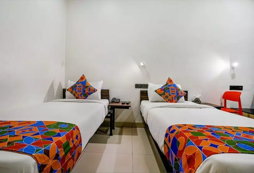 Fabhotel Lotus I