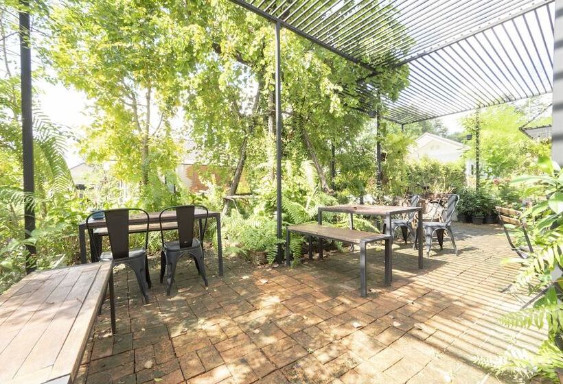 هتل Capital O 75378 Thawapee Resort