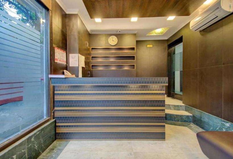 Hotelli Fab Dovers Inn