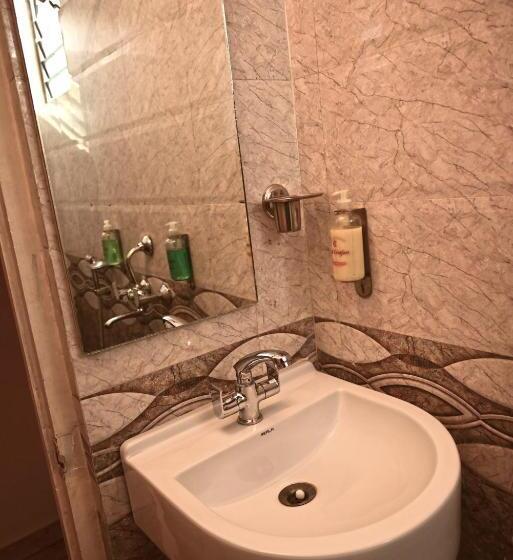 ホテル Comfort And Terrace Lounge