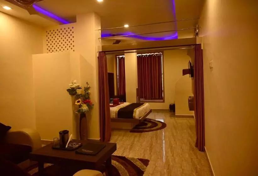 ホテル Comfort And Terrace Lounge