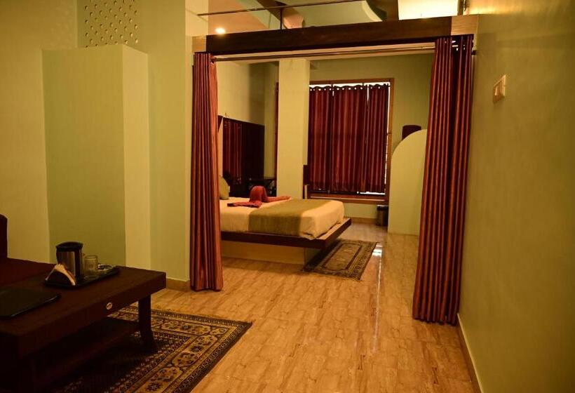 ホテル Comfort And Terrace Lounge