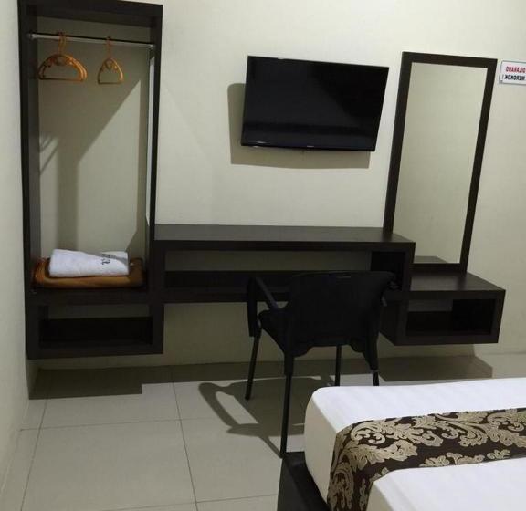 בית מלון כפרי Filia Homestay Syariah Palu Redpartner