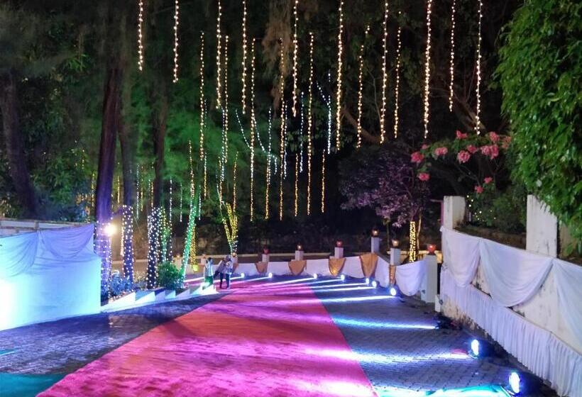 酒店 Monteria Resort