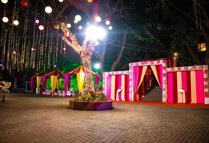 酒店 Monteria Resort