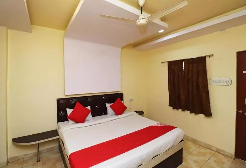 ホテル Oyo 44996  Shri Shubhmangalam
