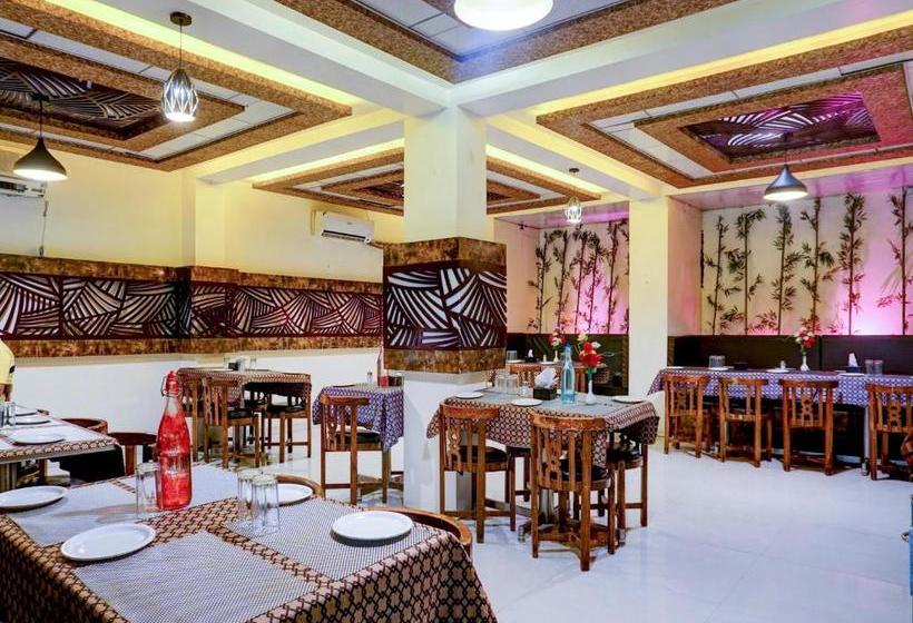 호텔 Oyo 74535  Luxury Inn