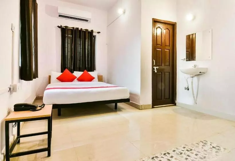هتل Oyo Flagship 76387 Ag Colony