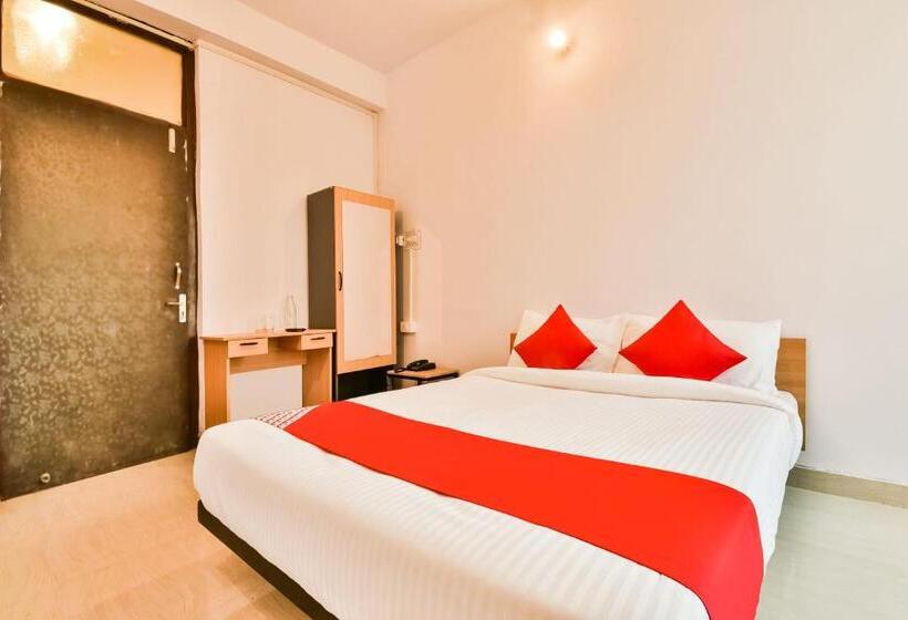هتل Oyo Flagship 76387 Ag Colony
