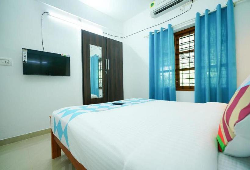 Hotel Oyo Flagship 76410 Ettukattil Arcade