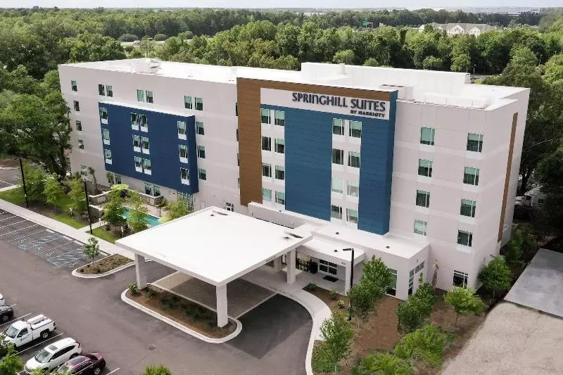 هتل Springhill Suites By Marriott Charleston Airport & Convention Center