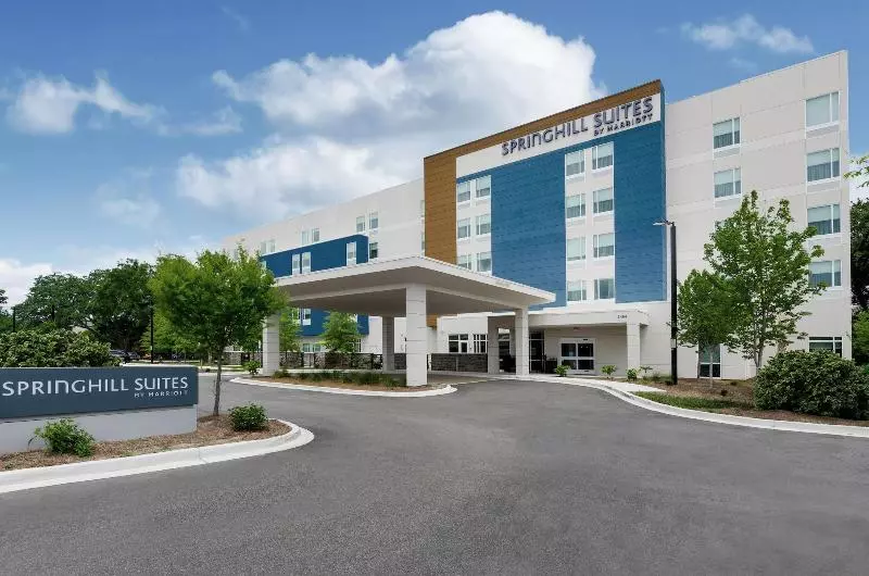 هتل Springhill Suites By Marriott Charleston Airport & Convention Center