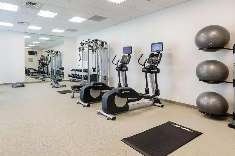 هتل Springhill Suites By Marriott Charleston Airport & Convention Center