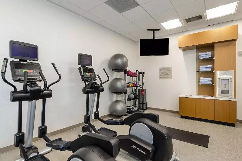 هتل Springhill Suites By Marriott Charleston Airport & Convention Center