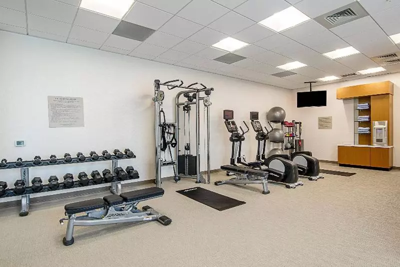 هتل Springhill Suites By Marriott Charleston Airport & Convention Center