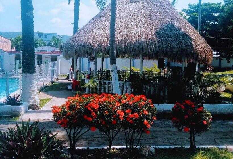 هتل Villa De Rauzan