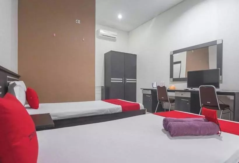 ペンション Reddoorz Near Radin Intan Airport Lampung 2