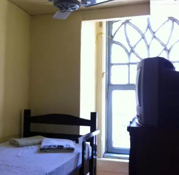 هاستل Hospedagem Ledo