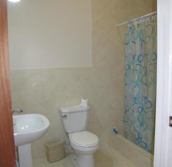 هاستل Just Next Door