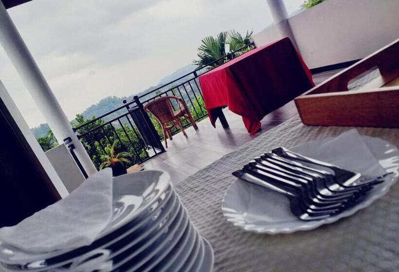 مبيت وإفطار Desire Village Rakwana