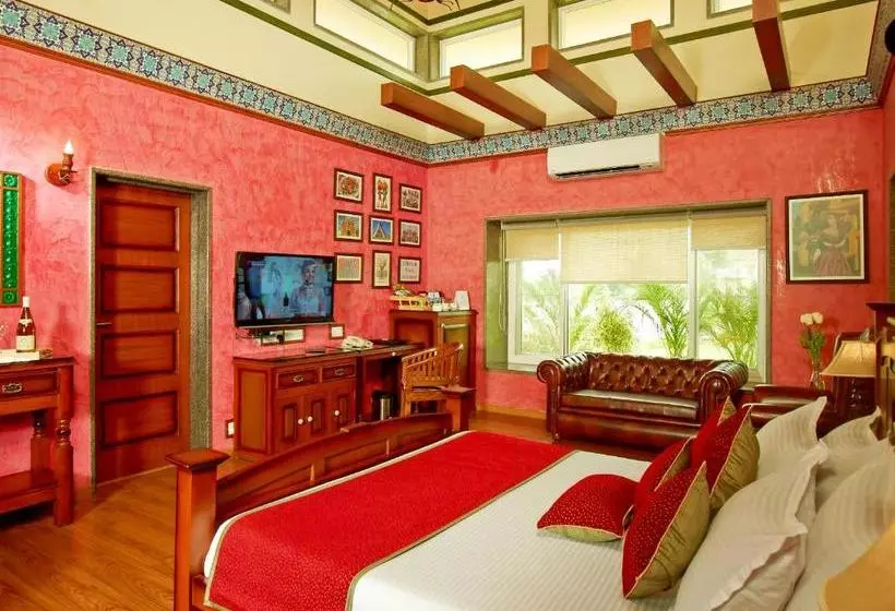 Neonz Resort And Club