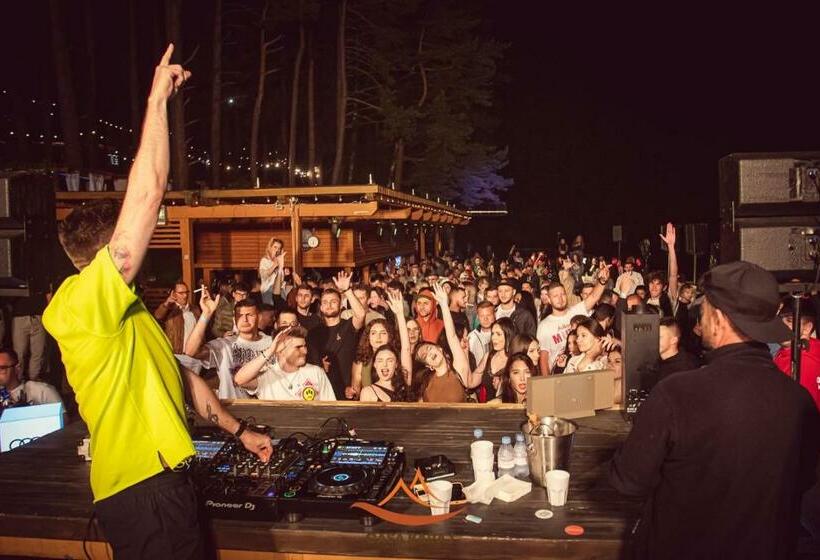 پانسیون Franzdorf Alpin