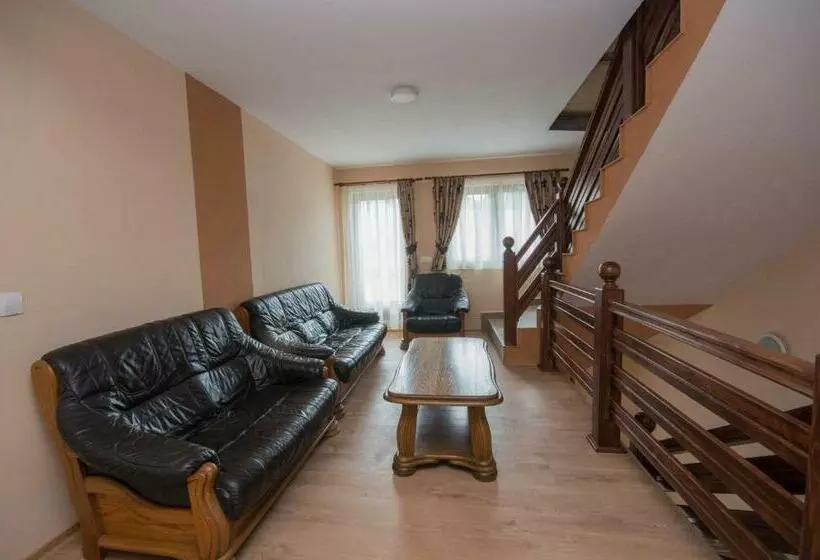 Majatalo Sziklakert Fogadó