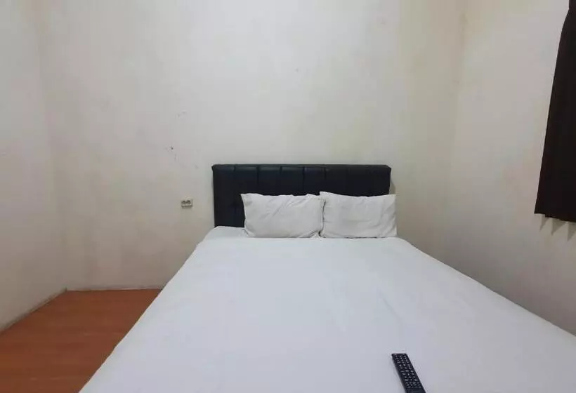 Hotelli Reddoorz Syariah At Demasto Homestay Jember