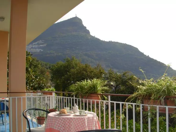 Hotelli Villa Degli Aranci