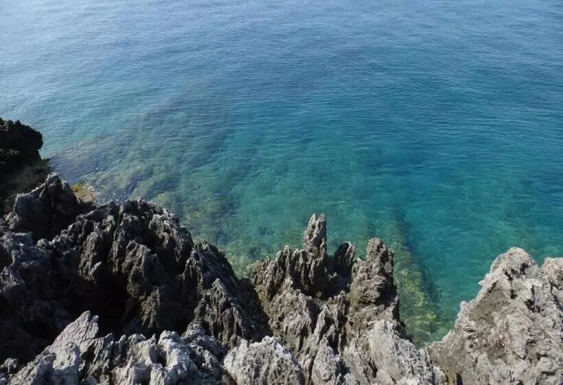 Hotelli Villa Degli Aranci