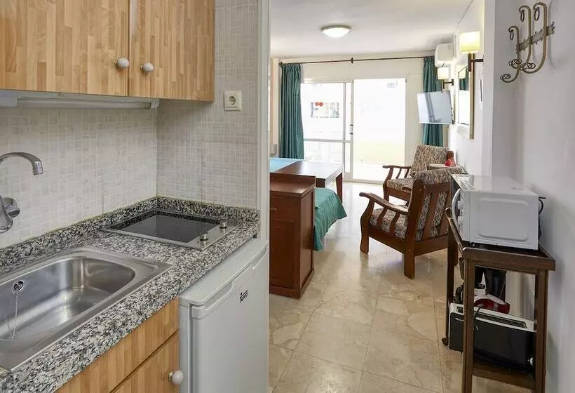 Apartamentos La Jabega