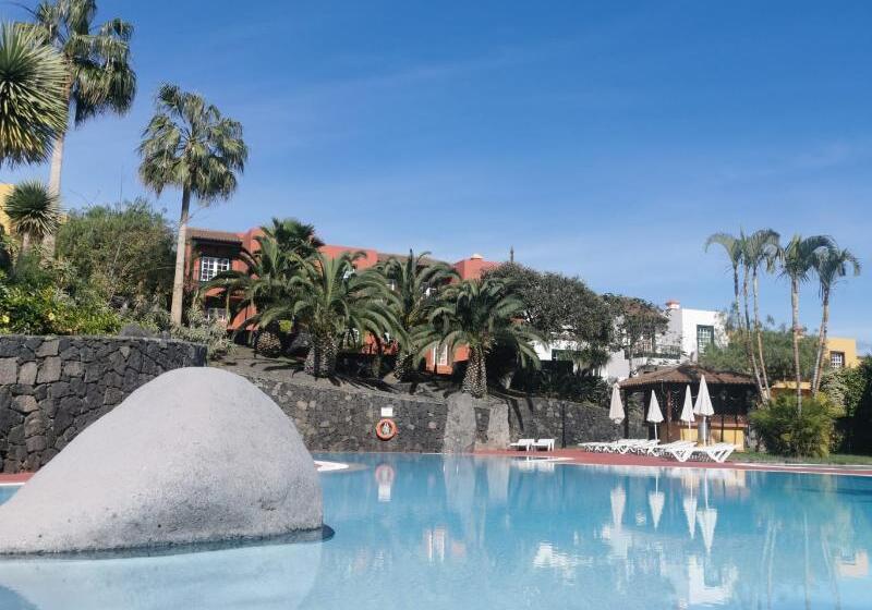 Apartamentos Oasis San Antonio