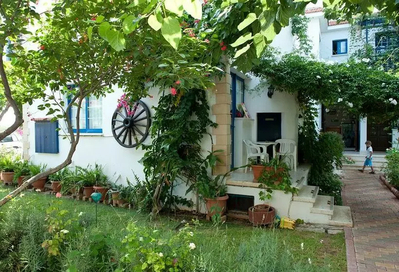 Bay View Hotel Apartments