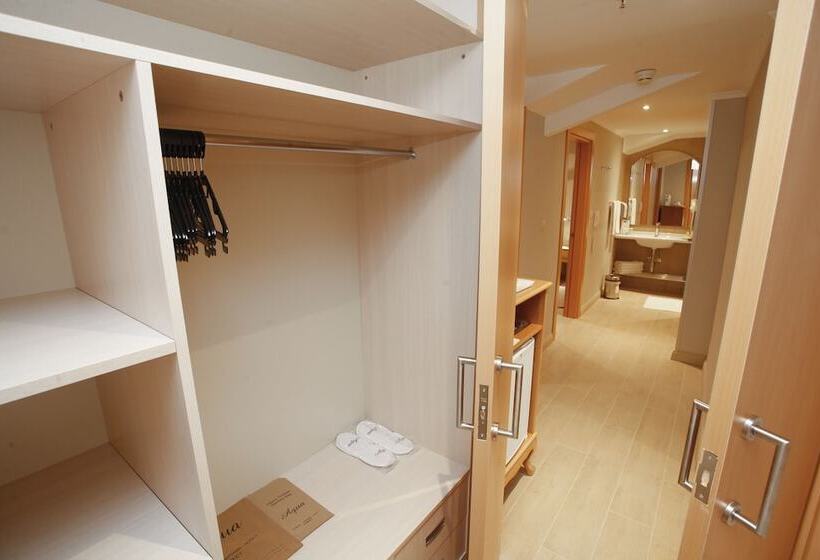 בית מלון כפרי Aqua