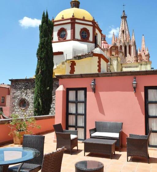 هتل Casa Rosada  Adults Only