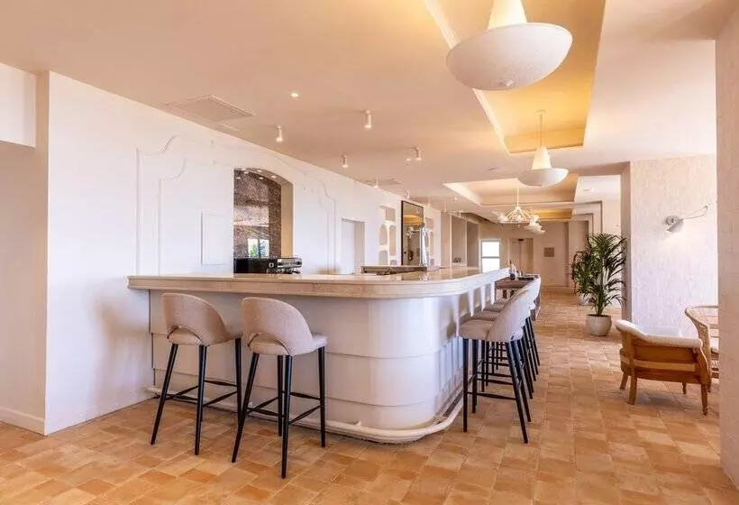 Отель Hoposa Pollentia - Adults Only