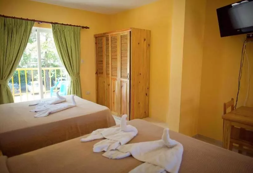 בית מלון כפרי Kite Beach Inn