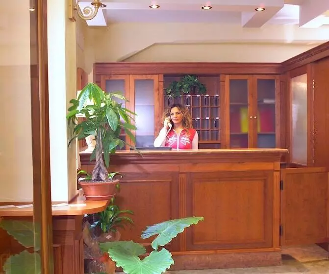 Hotel Kriss