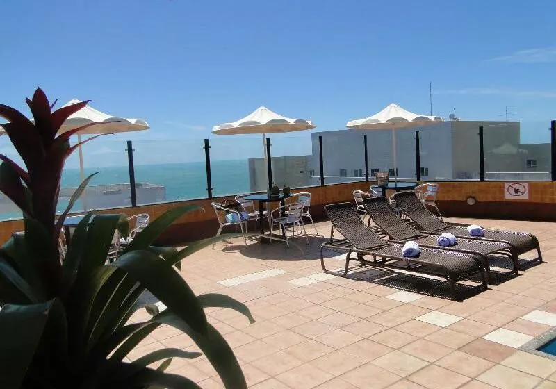 ホテル Plaza Praia Suites