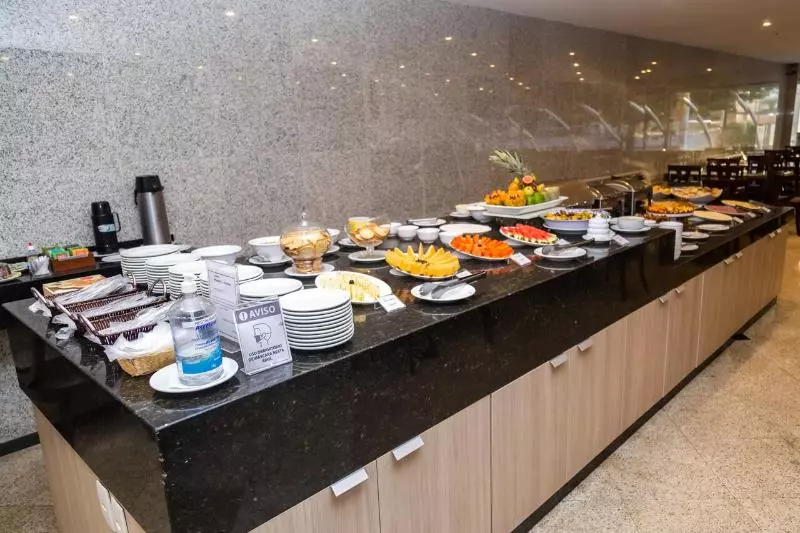 ホテル Plaza Praia Suites