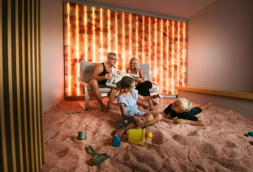 فندق Zdravilisce   Thermana Lasko